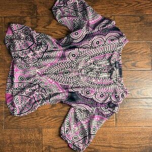 Elegant Patterned Blouse in Pink and Black